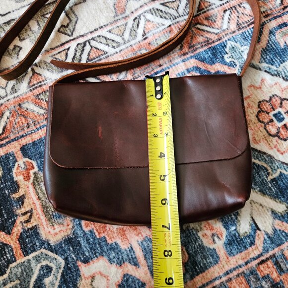 Full Grain Leather Small Crossbody Bag with adjustable strap - Picture 7 of 8